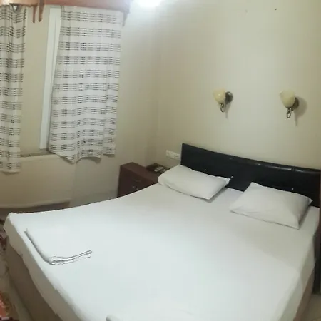 دوراك فندق 3*